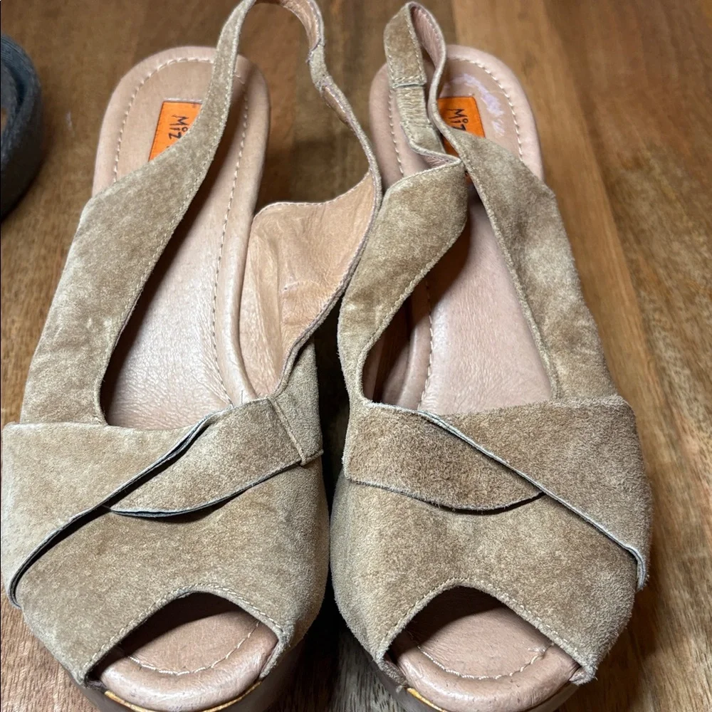 Miz Mooz Reiner Tan Suede Wood Block Heel Sandal Size 8.5